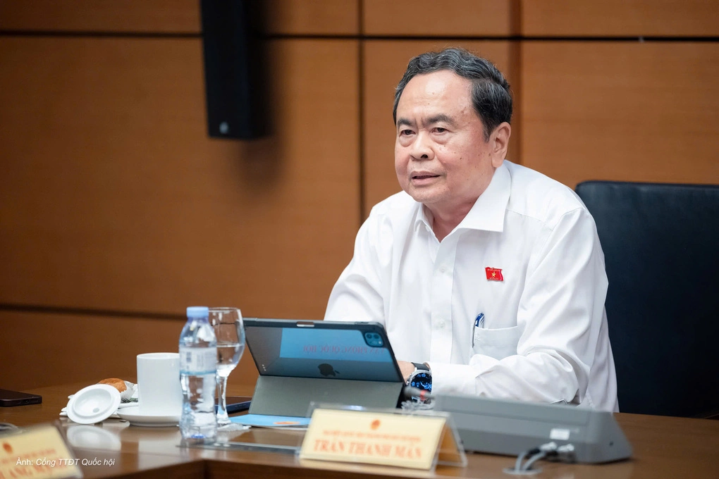 Chủ tịch Quốc hội Trần Thanh Mẫn cho ý kiến tại thảo luận tổ chiều 17/10. Ảnh: Cổng Thông tin điện tử Quốc hội