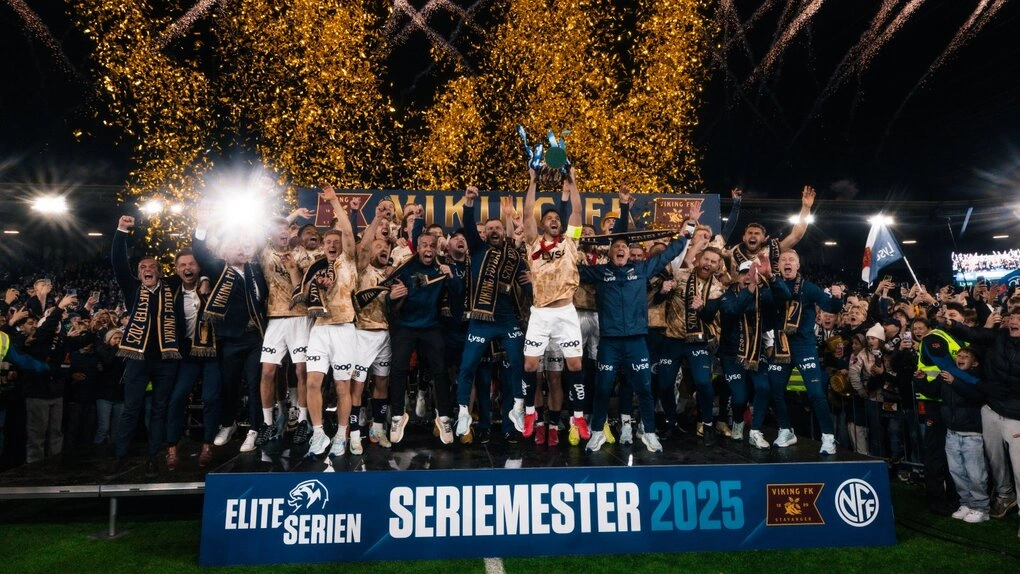 Các cầu thủ Viking FK mừng chức vô địch quốc gia năm 2025. Ảnh: VFK