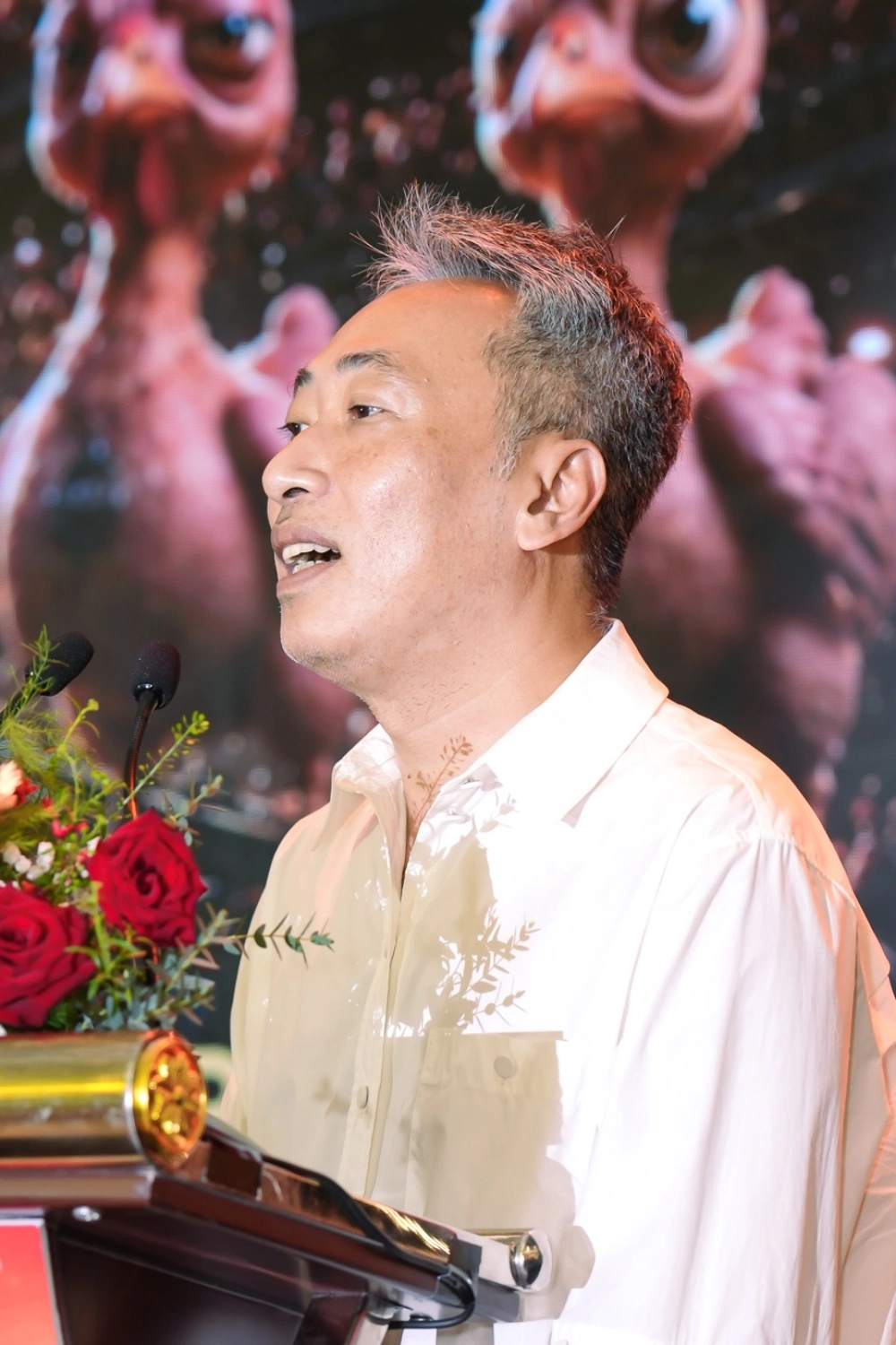 Đạo diễn Quang Dũng ở sự kiện công bố chuỗi dự án ứng dụng trí tuệ nhân tạo, hôm 29/9 tại TP HCM. Ảnh: Airo