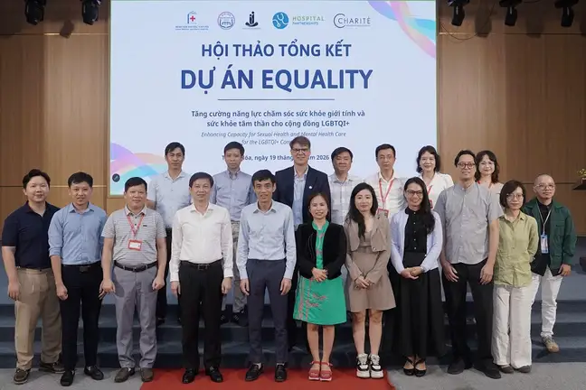 Chăm sóc sức khỏe giới tính và sức khỏe tâm thần cho cộng đồng LGBTQI+