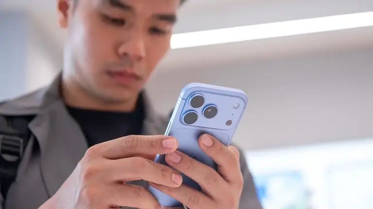 Người Việt chi hơn 1.500 tỷ đồng mua iPhone 18 Pro Max, 18 Pro ngày đầu