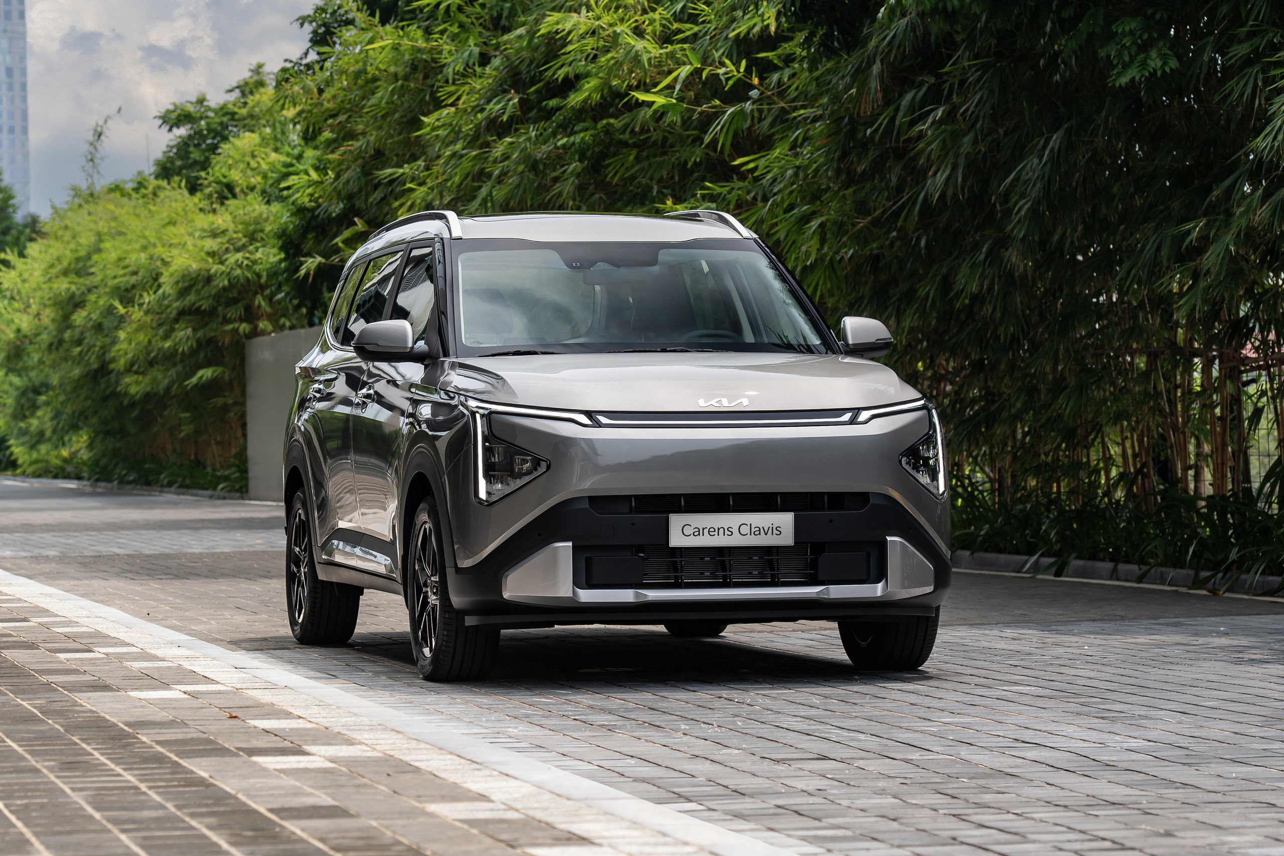 KIA Carens Clavis phân phối tại Việt Nam: Giá từ 639 triệu, bản cao có ADAS - Ảnh 3.