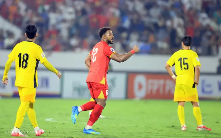 Xuân Son ăn mừng khi Việt Nam thắng Malaysia 3-1 tại lượt trận cuối vòng loại Asian Cup 2027, ngày 31/3/2026, sân Thiên Trường, Ninh Bình. Ảnh: Đức Đồng