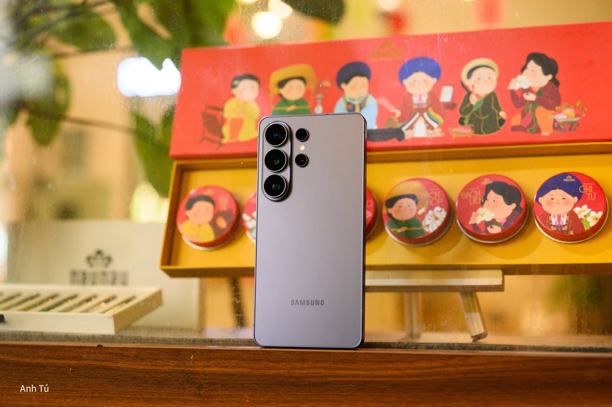 Samsung được cho là cắt tới 30% sản lượng điện thoại Galaxy vì giá bộ nhớ, bộ phận mobile có thể...