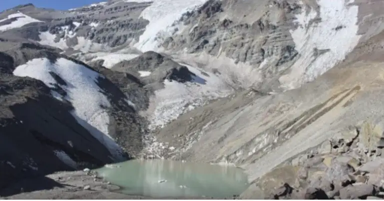 Cảnh báo thảm họa tương tự Nepal: Hồ băng thành 'quả bom nước', thị trấn Argentina chỉ có 45 phút chạy lũ