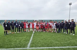 U.15 Việt Nam bước qua nỗi buồn thất bại hôm qua để vượt qua U.15 Cuba