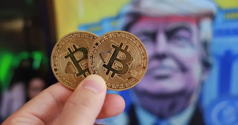 Giá Bitcoin hôm nay 3.8.2026: Bitcoin liên tục chảy khỏi quỹ Trump Media