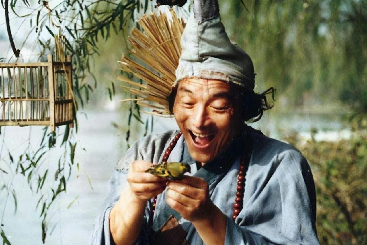 Tạo hình Tế Công của Du Bổn Xương trong phim - Ảnh: Weibo