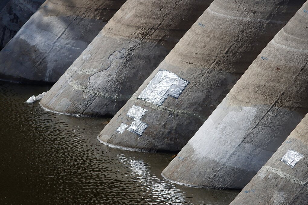 Đập Lake Hodges tại San Diego được sửa chữa vào mùa thu năm 2022. Ảnh: CalMatters