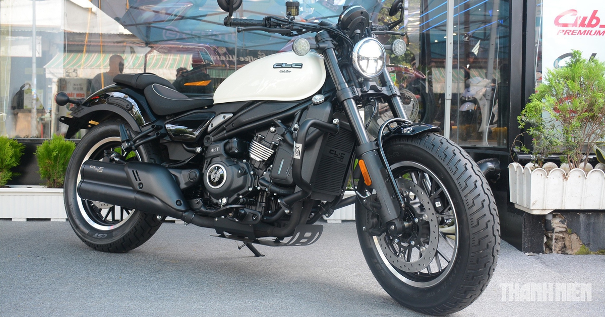 Mô tô số tự động CFMoto 450CL-C AMT chạy như xe tay ga, giá 167 triệu đồng