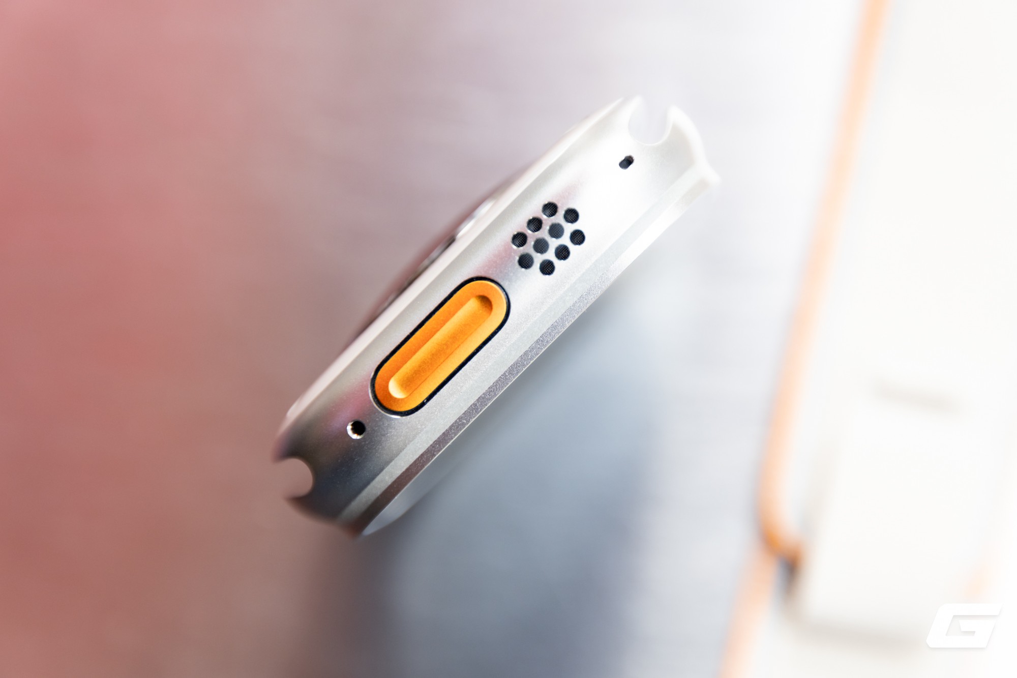 Trên tay Apple Watch Ultra 4 trước giờ lên kệ: Pin bền hơn, tăng cường khả năng theo dõi sức khoẻ và thể thao - Ảnh 2.