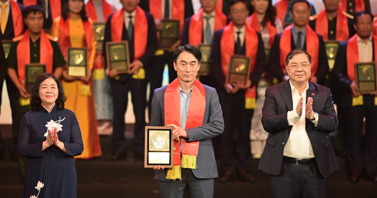 Tôn vinh 225 tổ chức, cá nhân đóng góp cho công tác an sinh xã hội