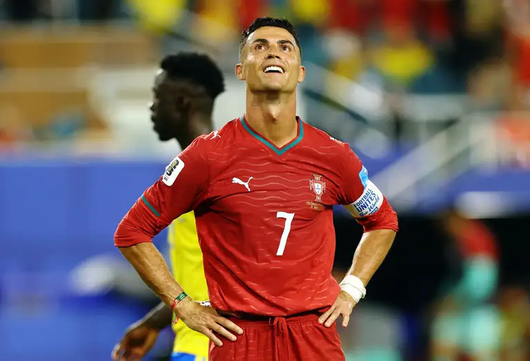 Ronaldo dành sự tôn trọng tuyệt đối cho Messi