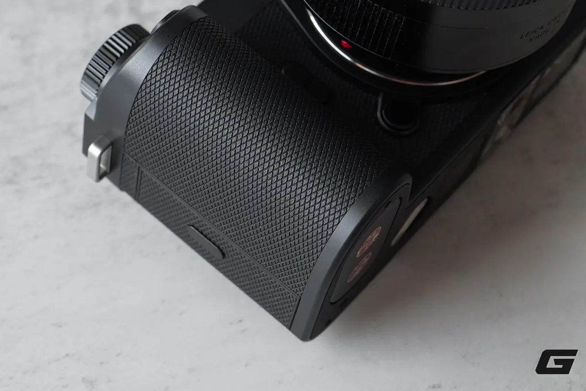 Trên tay và trải nghiệm nhanh Leica SL3-P: Chiếc máy ảnh vừa mới ra của hãng "logo chấm đỏ" có gì đáng chú ý? - Ảnh 8.