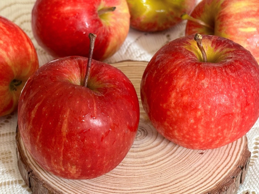 Táo giàu chất xơ hòa tan, đặc biệt là pectin, có lợi cho tiêu hóa. Ảnh: Bảo Bảo