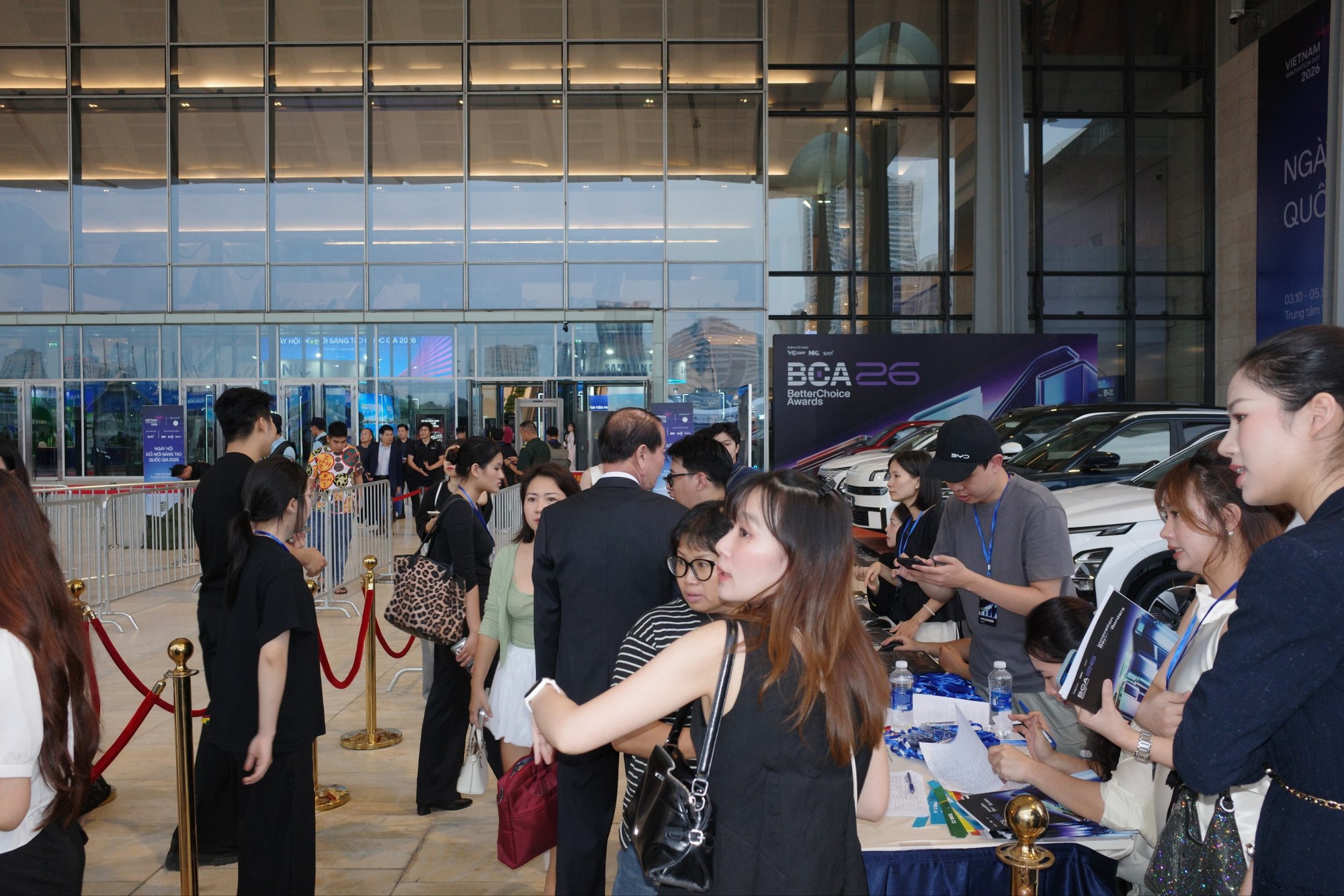 Dàn KOL công nghệ "đổ bộ" thảm đỏ Gala Better Choice Awards 2026 - Ảnh 7.