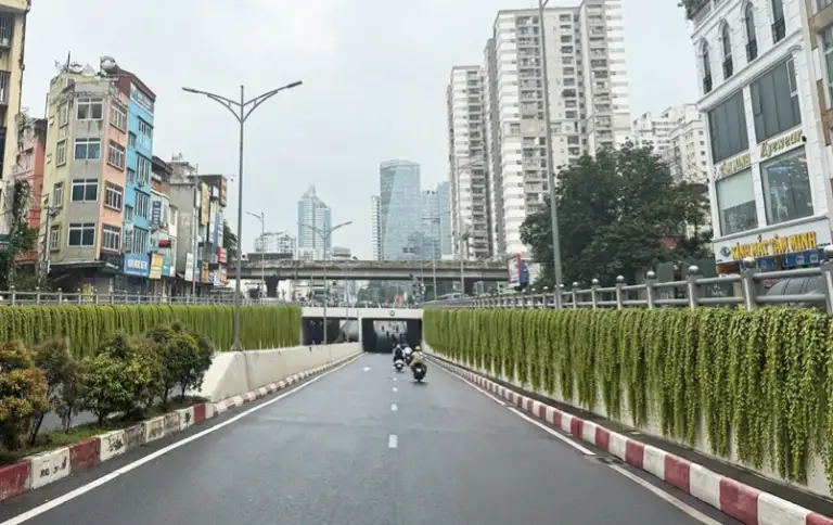 Phối cảnh phủ xanh thành hầm chui Lê Văn Lương.