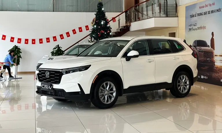 Ôtô Honda trưng bày tại một đại lý chính hãng ở Hà Nội. Ảnh: Phạm Trung