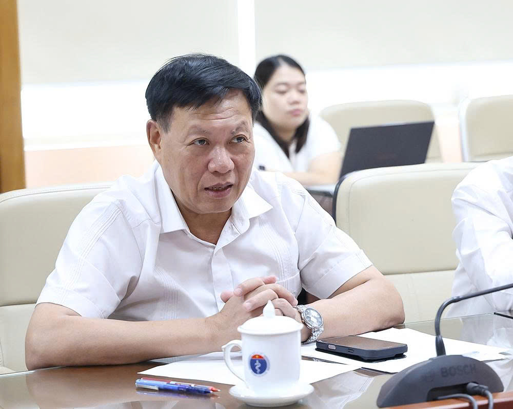 Thứ trưởng Bộ Y tế Đỗ Xuân Tuyên phát biểu. Ảnh: Trần Minh