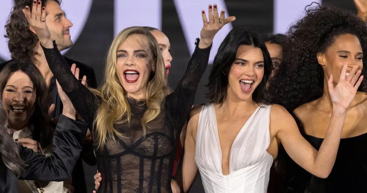 Kendall Jenner làm rõ mối quan hệ tình cảm với siêu mẫu Cara Delevingne