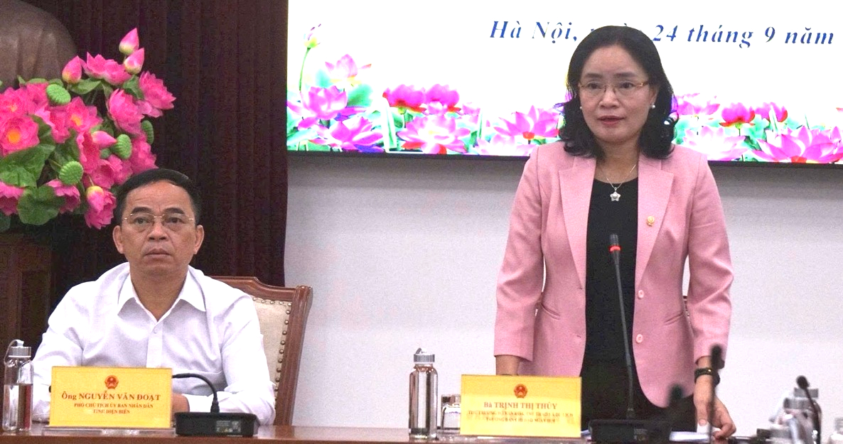 Thứ trưởng Bộ Văn hóa, Thể thao và Du lịch Trịnh Thị Thủy và Phó chủ tịch UBND tỉnh Điện Biên Nguyễn Văn Đoạt chủ trì họp báo - Ảnh: THIÊN ĐIỂU