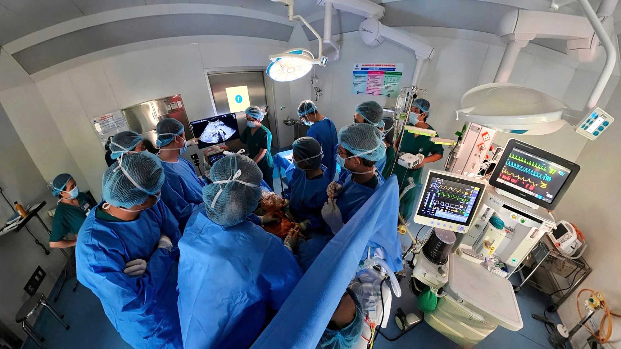 Ca thông tim bào thai thứ 17 đánh dấu kỹ thuật chuyên sâu của đội ngũ y bác sĩ Việt Nam