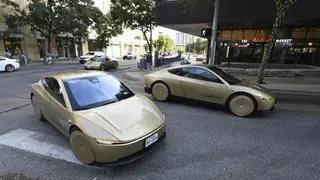 Mỹ yêu cầu Tesla giải trình về an toàn của robotaxi