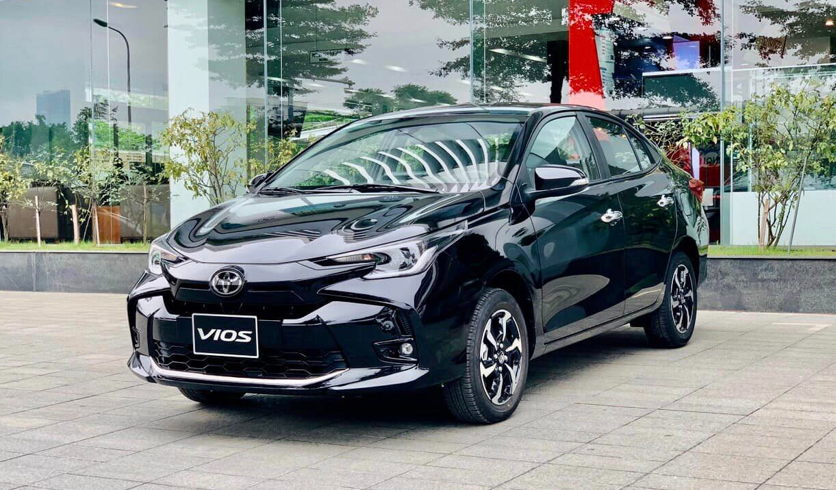 Giảm giá sâu nhưng doanh số xe sedan hạng B vẫn giảm mạnh