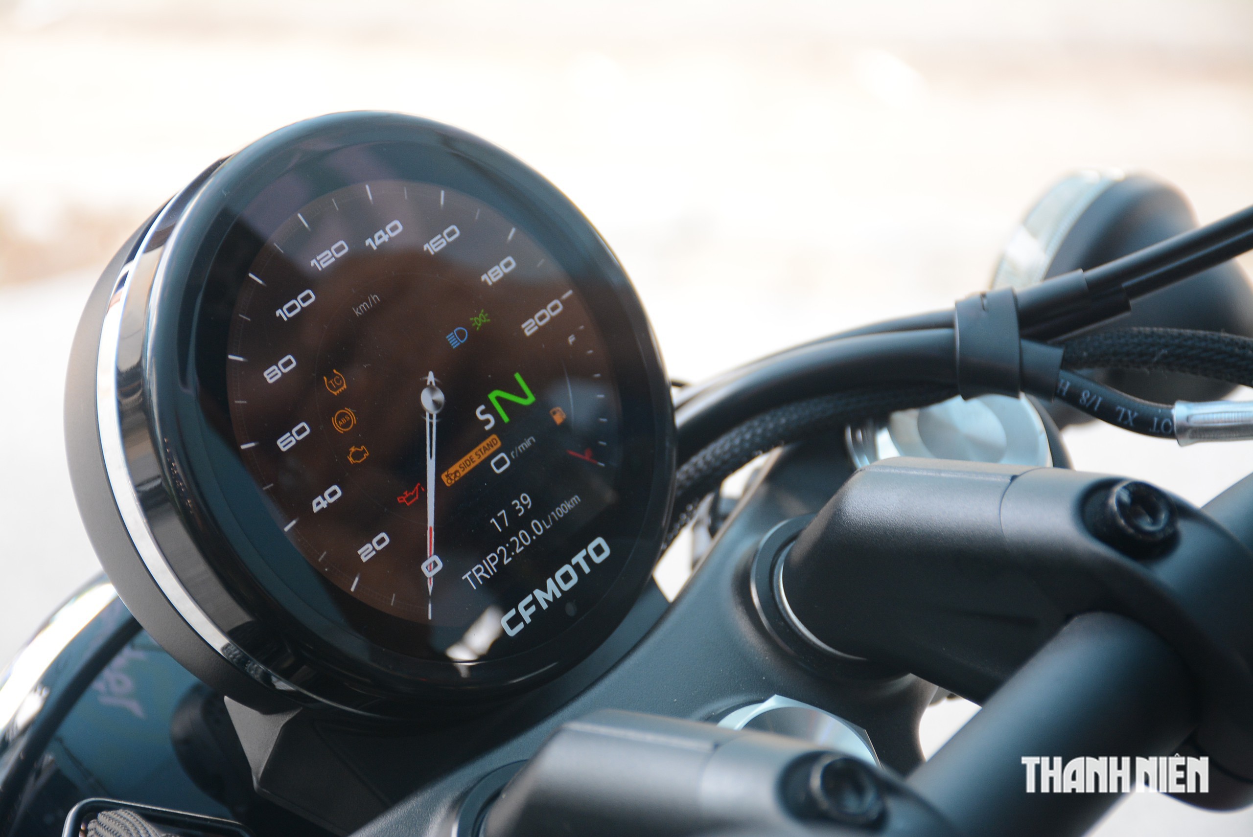 Mô tô số tự động CFMoto 450CL-C AMT chạy như xe tay ga, giá 167 triệu đồng - Ảnh 9.