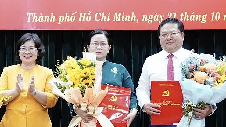 Thành ủy TP HCM điều động nhiều cán bộ