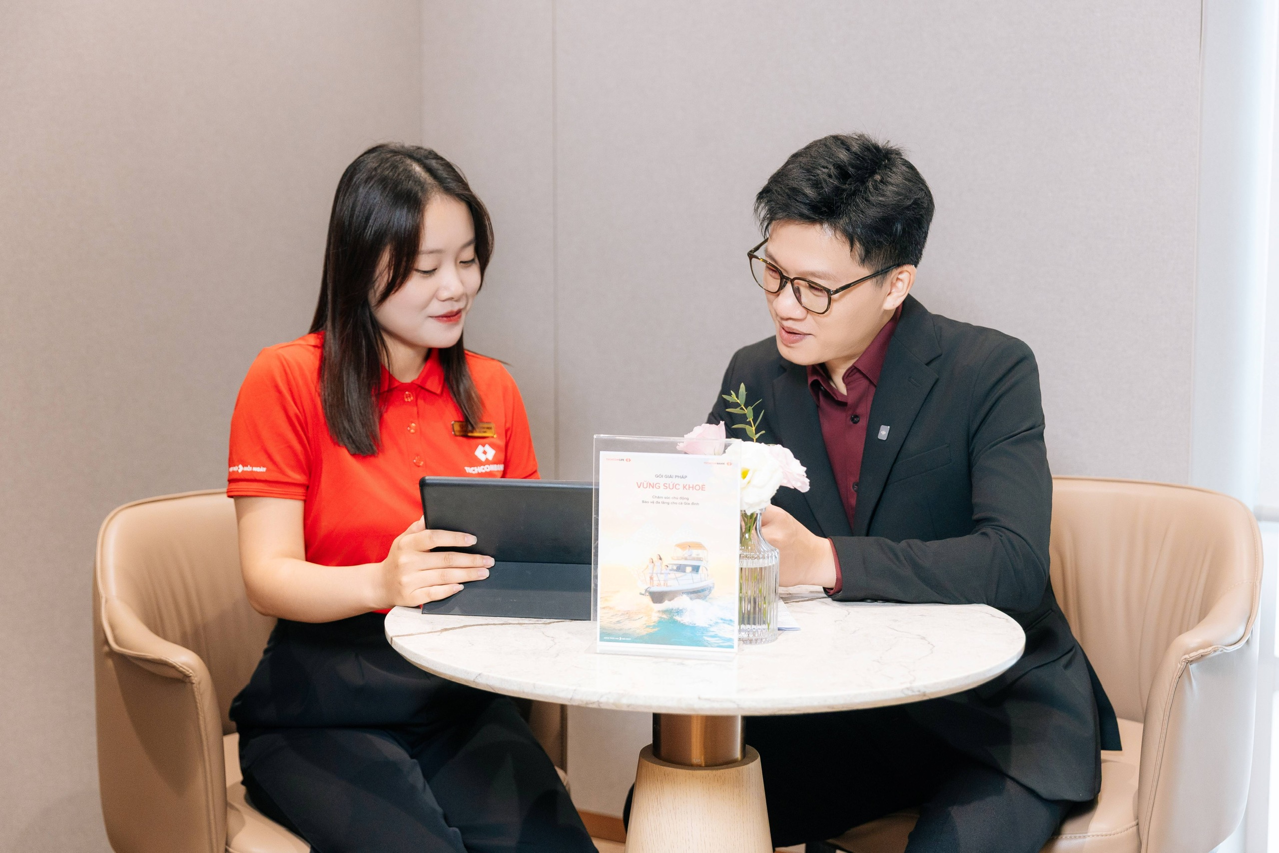 Giá trị lớn nhất của chương trình không nằm ở việc cung cấp kiến thức dinh dưỡng mà ở quá trình khách hàng được lắng nghe, trao đổi và đánh giá nhu cầu sức khỏe một cách cá nhân hóa - Ảnh: Techcom Life