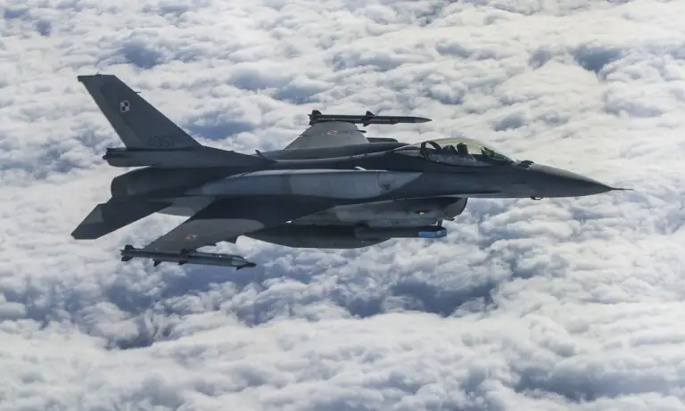 Tiêm kích F-16 Ba Lan diễn tập với lực lượng Mỹ hồi năm 2019. Ảnh: USAF
