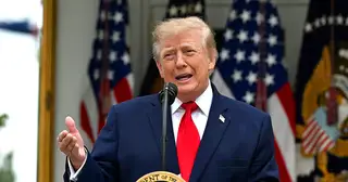 Ông Trump cảnh báo tấn công 'pháo đài hạt nhân' ngầm của Iran