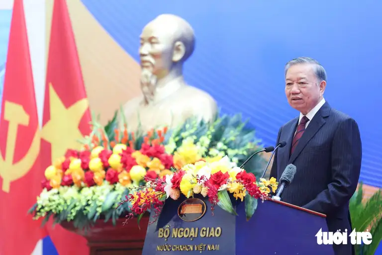Tổng Bí thư, Chủ tịch nước Tô Lâm phát biểu tại phiên khai mạc Hội nghị Ngoại giao lần thứ 33 ngày 1-8 - Ảnh: NGUYỄN KHÁNH