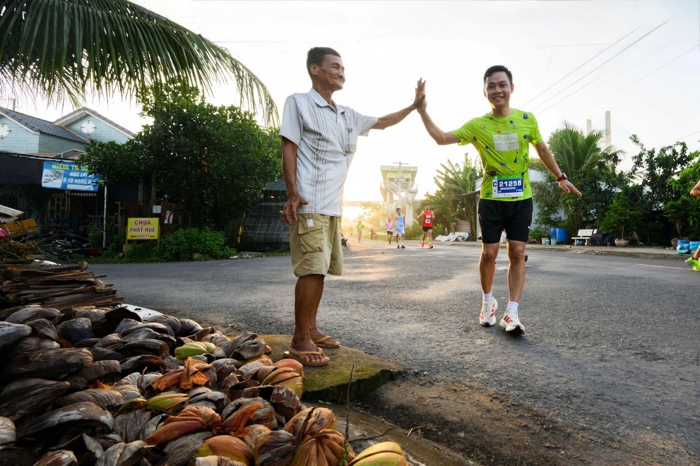Lòng hiếu khách và tình cảm chân phương, nồng nhiệt của người dân Đồng Tháp đã trở thành điểm cộng "đốn tim" vận động viên