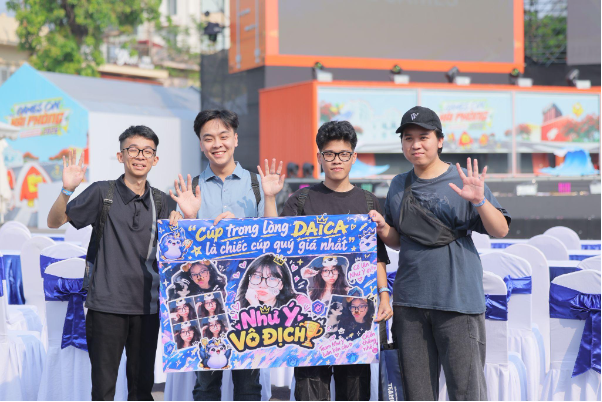 Nhiều cổ động viên đã có mặt từ sáng sớm để cổ vũ các tuyển thủ. (Nguồn ảnh: Games ON: Hải Phòng 2026)