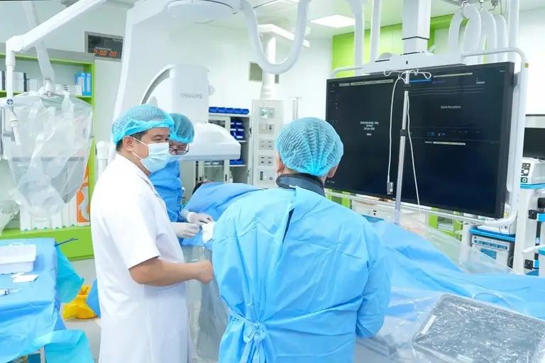 Bệnh viện Bạch Mai cơ sở Ninh Bình cứu sống người bệnh nhồi máu cơ tim bất ngờ