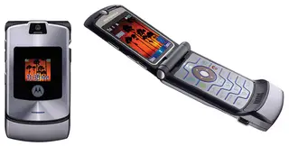 Motorola Razr V3 là một trong những điện thoại nắp gập thành công