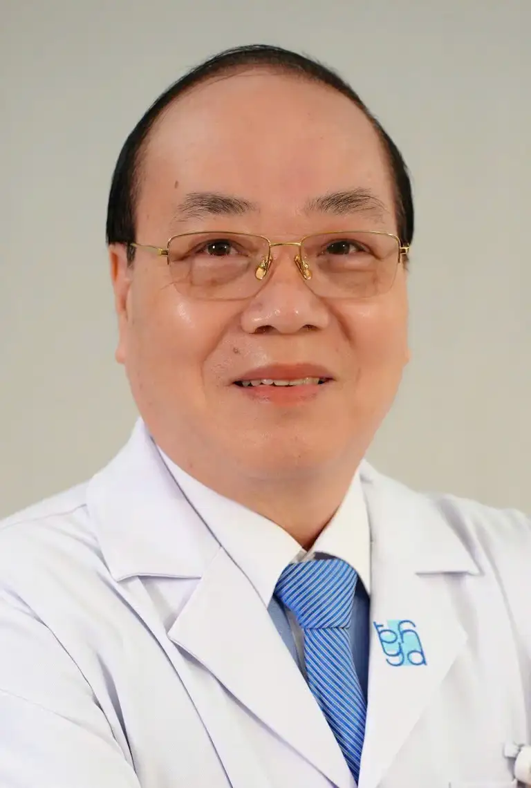 TS.BS.Nguyễn Vinh Quang - Phòng khám Bệnh viện Đại học Y Dược 1 - TP.HCM.