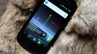 Vì sao ứng dụng ngân hàng vẫn hoạt động trên điện thoại Android đã hết vòng đời?