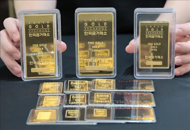 Tối 16-7, giá vàng thế giới đã giảm mạnh về 3.997 USD/ounce - Ảnh: YONHAP