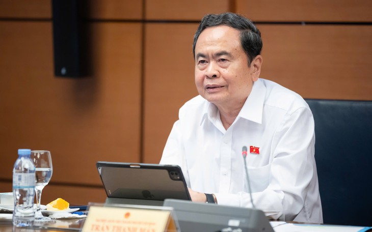 Thủ tướng Lê Minh Hưng: Phải có cơ chế để người bệnh tiếp cận thuốc, thiết bị y tế với giá hợp lý- Ảnh 4.