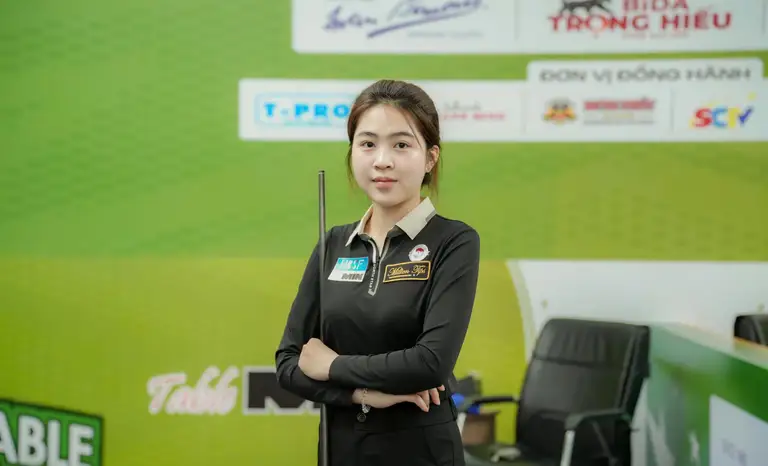 Tay cơ Tú Trinh gây bất ngờ - Ảnh: ĐỨC PHONG