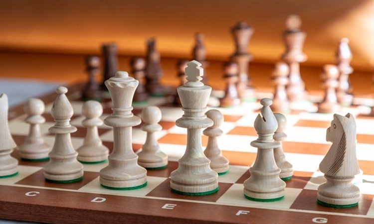 Cờ vua có nhiều nước đi khả thi hơn số nguyên tử trong vũ trụ có thể quan sát. Ảnh: Wikipedia
