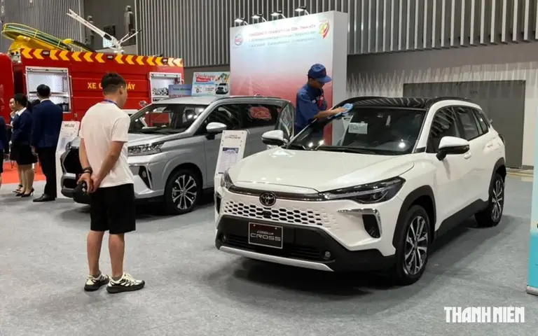 Toyota Corolla Cross HEV, mẫu xe hybrid bán chạy nhất Việt Nam sau nửa đầu năm 2026