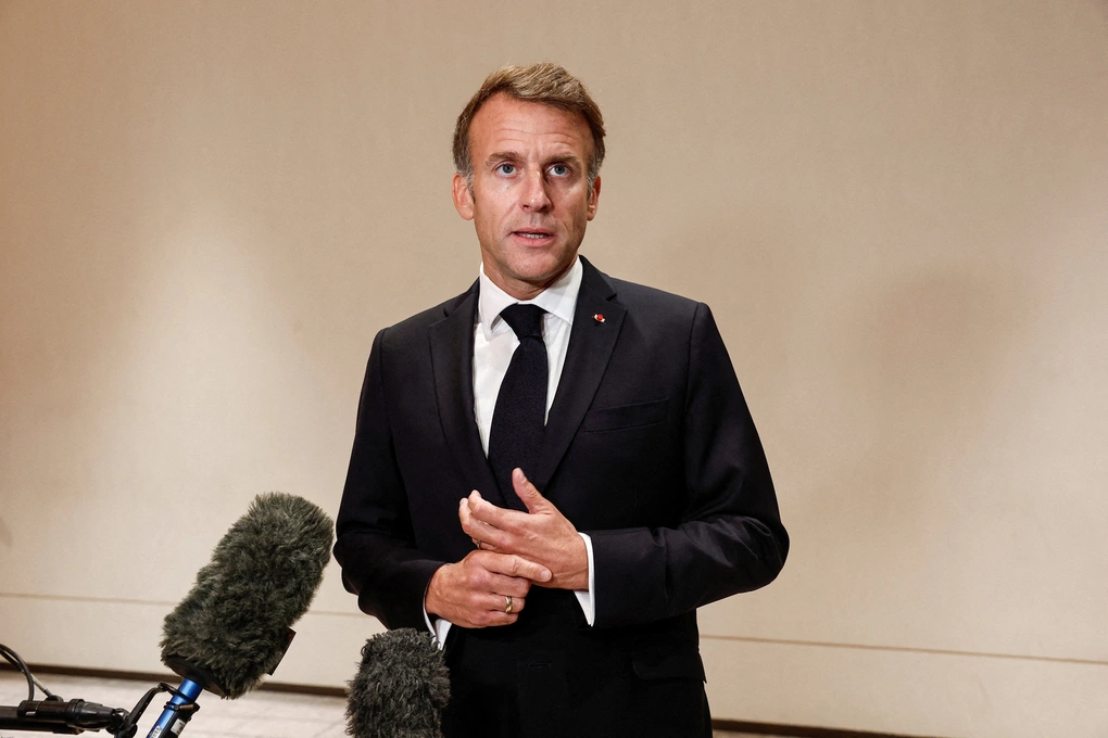 Tổng thống Pháp Emmanuel Macron trả lời báo chí tại Qatar ngày 21/10. Ảnh: AFP