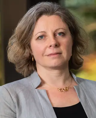 Giáo sư Sophie Leroy, tác giả nghiên cứu về khái niệm "tàn dư chú ý" - Ảnh: Đại học Washington.