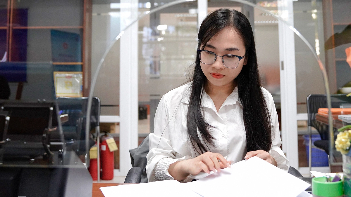 Bộ Chính trị yêu cầu đổi mới chính sách tiền lương theo hiệu quả công việc