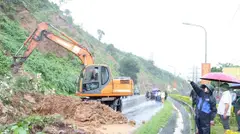 Mưa lớn gây sạt lở, ngập nhiều nơi ở Quảng Ninh