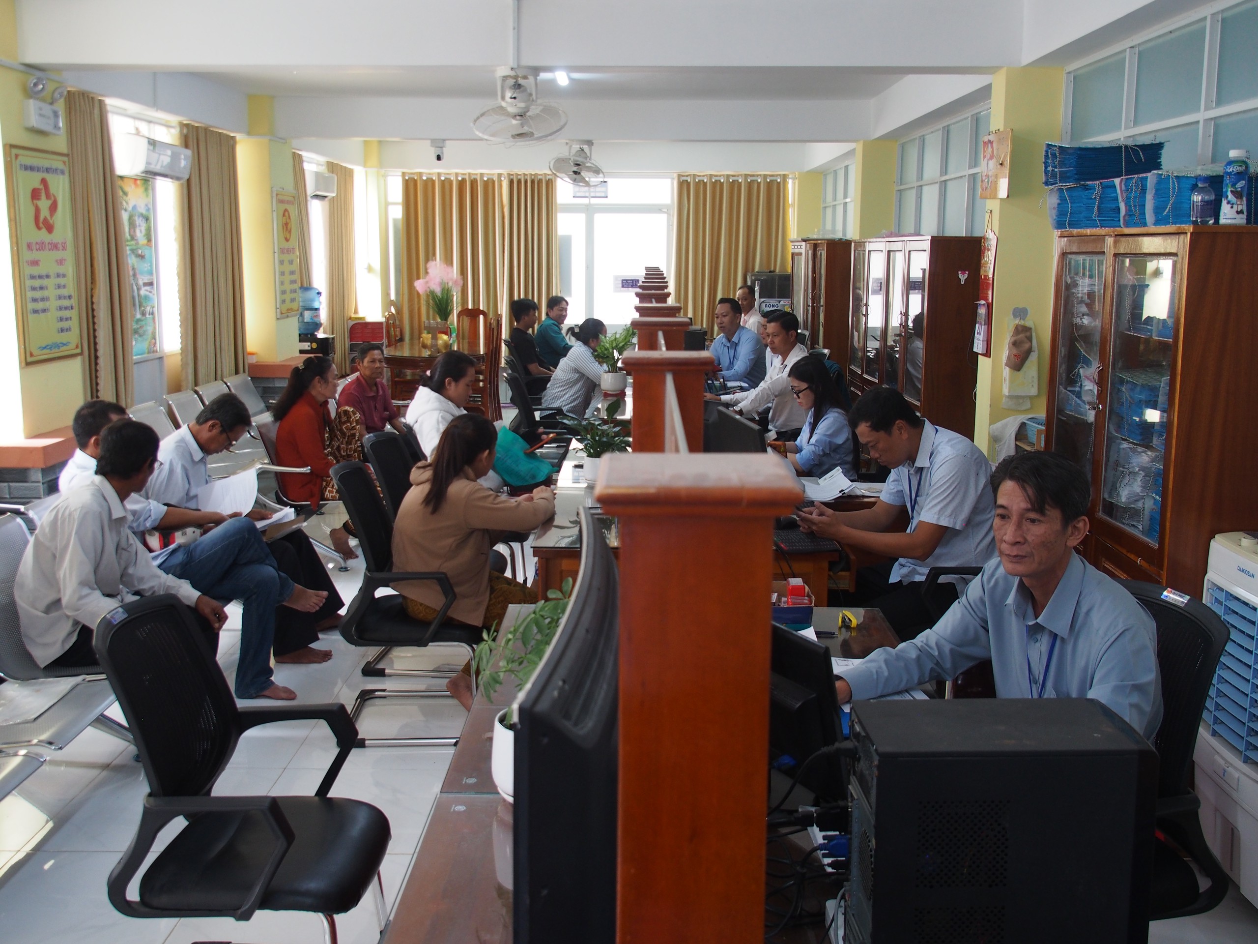 Cà Mau gắn phổ cập kỹ năng số với cải cách thủ tục hành chính, yêu cầu không cung cấp lại giấy tờ đã số hóa và có thể khai thác, sử dụng lại theo quy định